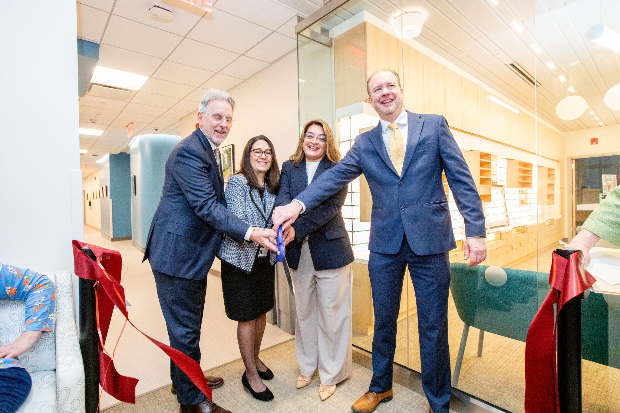 SUNY-COLLEGE-OF-OPTOMETRY-CELEBRATES-OPENING-OF-STATE-OF-THE-ART-PRIMARY-EYE-CARE-CLINIC-WITH-RIBBON-CUTTING-CEREMONY